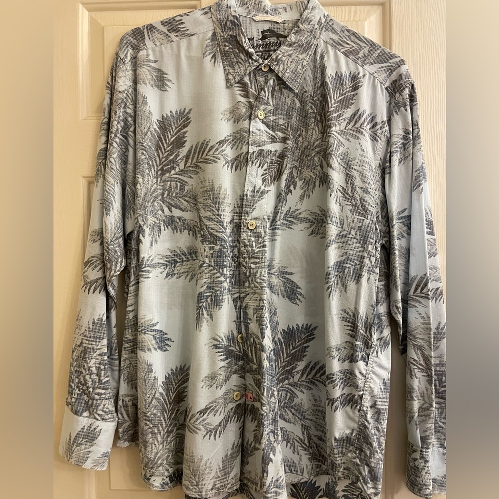 Men’s XL Tommy Bahama shirt